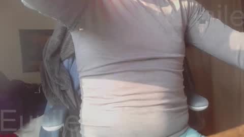 Snapshot of eunile chatting on 03-23-26, 07:34 eunile online show from 03-23-26, 07:34