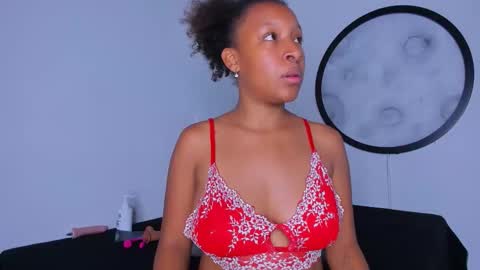 euphoria_06 online show from 01-18-26, 03:21