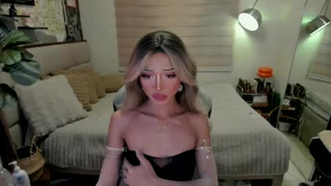 euphoric_goddess online show from 08-06-26, 02:41