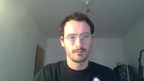 Snapshot of europe_bang chatting on 01-19-25, 12:28 Andrea online show from 01-19-25, 12:28