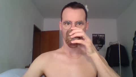 Snapshot of europe_bang chatting on 09-21-25, 09:00 Andrea online show from 09-21-25, 09:00