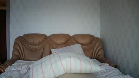 Snapshot of eva00186 chatting on 12-16-24, 01:22 eva00186 online show from 12-16-24, 01:22
