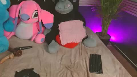 eva_06 online show from 10-25-25, 03:58