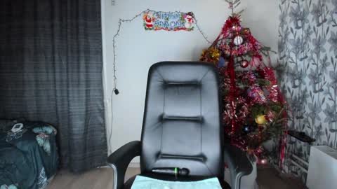 Snapshot of eva_7777 chatting on 01-06-25, 12:16 Eva online show from 01-06-25, 12:16