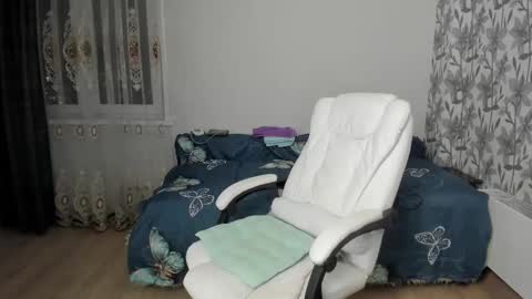 Eva online show from 11-09-25, 12:36