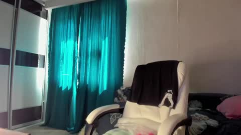 Snapshot of eva_7777 chatting on 06-02-26, 07:43 Eva online show from 06-02-26, 07:43