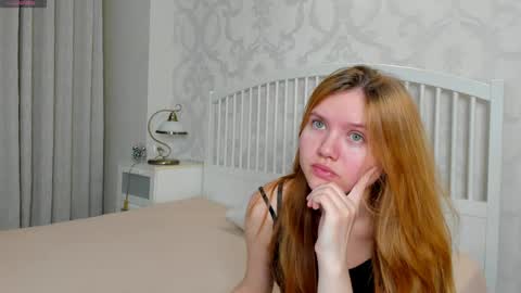 Snapshot of eva__lewis chatting on 05-26-26, 04:14 Eva GTM2 Mon Tue Thu Sat Sun 0400 am-1030am online show from 05-26-26, 04:14