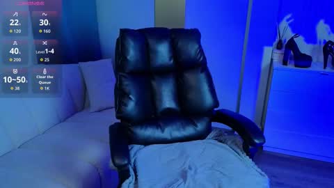 Eva online show from 10-08-25, 01:25