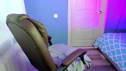 Snapshot of eva_conors_ chatting on 07-14-26, 10:21 Eva online show from 07-14-26, 10:21