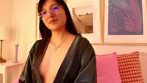 Snapshot of eva_depp chatting on 01-22-25, 03:51 Evaa Depp online show from 01-22-25, 03:51