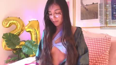 Snapshot of eva_depp chatting on 03-12-25, 02:01 Evaa Depp online show from 03-12-25, 02:01