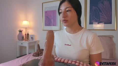 Snapshot of eva_depp chatting on 09-24-25, 01:14 Evaa Depp online show from 09-24-25, 01:14