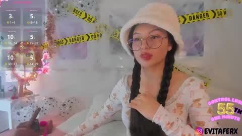 Snapshot of eva_depp chatting on 10-28-25, 05:15 Evaa Depp online show from 10-28-25, 05:15