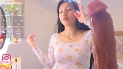 Eva online show from 04-24-26, 10:50