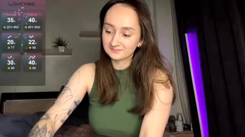 Eva  online show from 11-11-25, 11:27