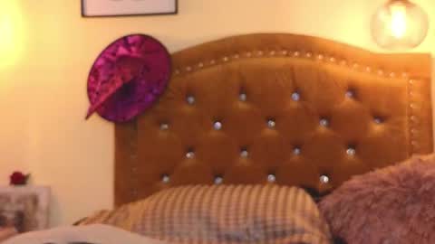 Snapshot of eva_foxs chatting on 11-19-25, 10:32 Eva Foxs online show from 11-19-25, 10:32