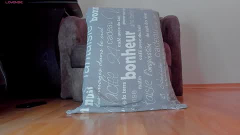 Snapshot of eva_gr chatting on 09-09-25, 07:52 Eva online show from 09-09-25, 07:52