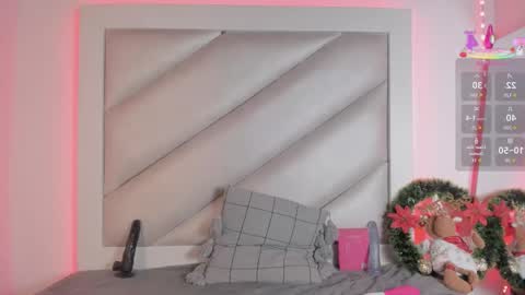 Snapshot of eva_js chatting on 12-13-25, 09:42 eva_js online show from 12-13-25, 09:42