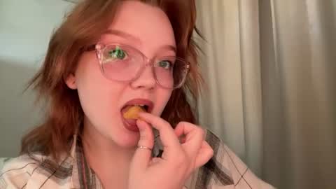 eva_kittenn online show from 07-18-26, 08:29