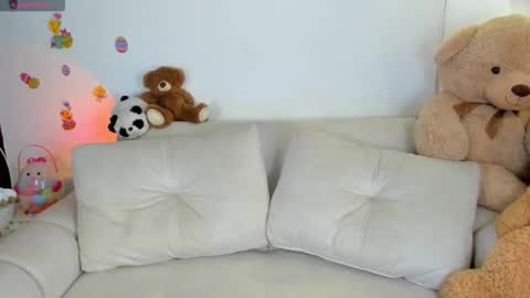 Eva   online show from 03-31-26, 05:08