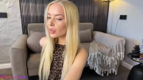 Eva online show from 05-30-26, 10:12