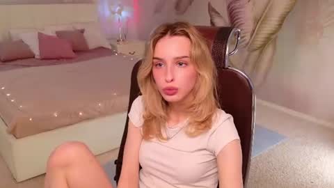 Snapshot of eva_mitchell chatting on 07-24-26, 12:36 Eva online show from 07-24-26, 12:36