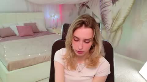 Snapshot of eva_mitchell chatting on 07-26-26, 12:23 Eva online show from 07-26-26, 12:23