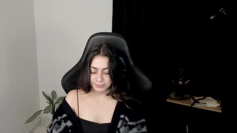 eva_monn online show from 12-30-24, 11:49