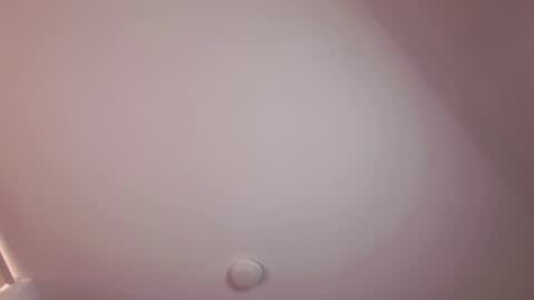 Snapshot of eva_monwalker chatting on 05-13-26, 12:35 Eva cute online show from 05-13-26, 12:35