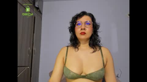 Snapshot of eva_rain01 chatting on 06-10-26, 09:35 Eva online show from 06-10-26, 09:35