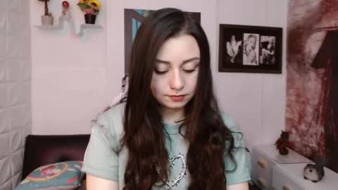 Eva online show from 04-22-26, 02:29