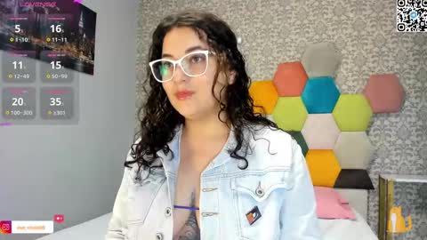 Snapshot of eva_rosse69 chatting on 02-10-25, 11:57 Eva online show from 02-10-25, 11:57
