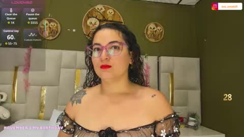 Snapshot of eva_rosse69 chatting on 11-02-25, 11:56 Eva online show from 11-02-25, 11:56