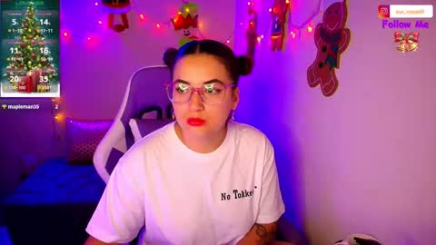 Snapshot of eva_rosse69 chatting on 12-04-25, 11:08 Eva online show from 12-04-25, 11:08