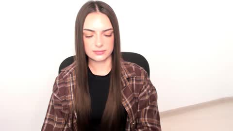 Eva online show from 02-04-25, 02:32