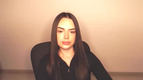 Eva online show from 10-20-25, 07:03