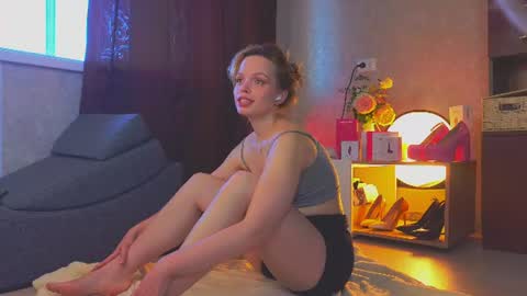 Hi there i am Eva and i wish create a nice community with you so join my Ticket Show for more pleasure online show from 06-10-26, 01:54