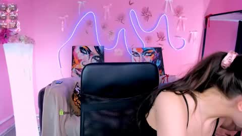 Eva online show from 05-29-26, 05:49