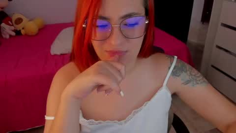 Snapshot of eva_xox chatting on 04-20-26, 03:04 Eva online show from 04-20-26, 03:04