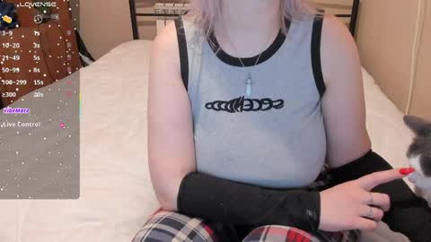 Eva online show from 05-16-26, 10:01