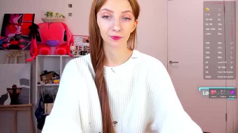 Snapshot of evaa_coy chatting on 10-14-25, 12:28 Eva online show from 10-14-25, 12:28