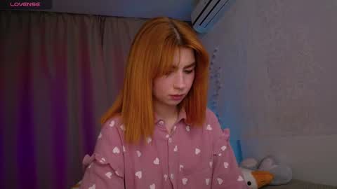 Snapshot of evaa_moonn_ chatting on 01-18-26, 06:17 Eva online show from 01-18-26, 06:17