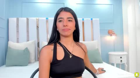 Snapshot of evaa_rose_ chatting on 12-04-25, 09:56 Eva online show from 12-04-25, 09:56