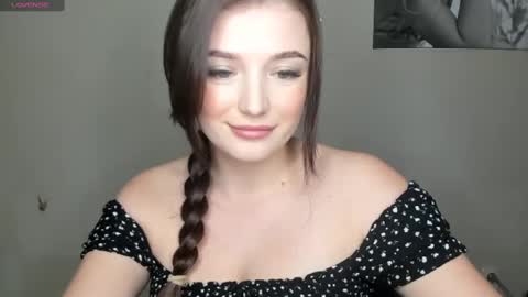 Snapshot of evaamillerr chatting on 01-17-25, 01:46 Eva online show from 01-17-25, 01:46