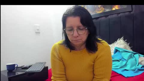 Eva online show from 11-18-25, 12:09