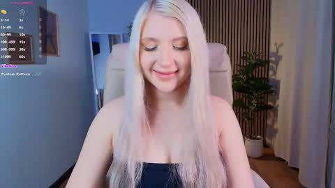 Eva  online show from 04-25-26, 02:47