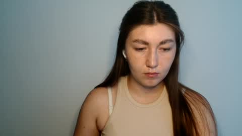 Snapshot of evachaturbatte chatting on 07-08-26, 05:17 Evachaturbatte online show from 07-08-26, 05:17