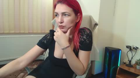 Snapshot of evadesireone chatting on 02-02-25, 02:45 EvadesireONE online show from 02-02-25, 02:45