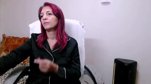 EvadesireONE online show from 03-14-26, 08:47