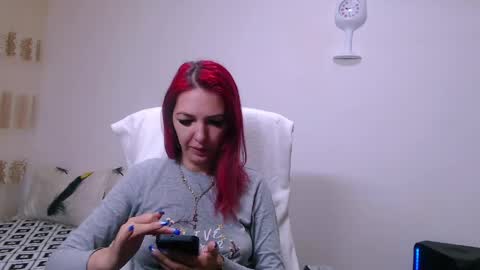 EvadesireONE online show from 05-31-26, 06:31